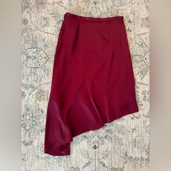 Banana Republic Deep Red Asymmetrical Skirt - Picture 2 of 9